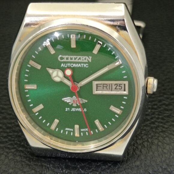 Vintage 1990 Citizen Automatic Mens Silver Watch W/daydate & Green accents - Picture 3 of 8